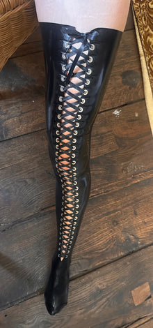 Lace-up Latex stockings