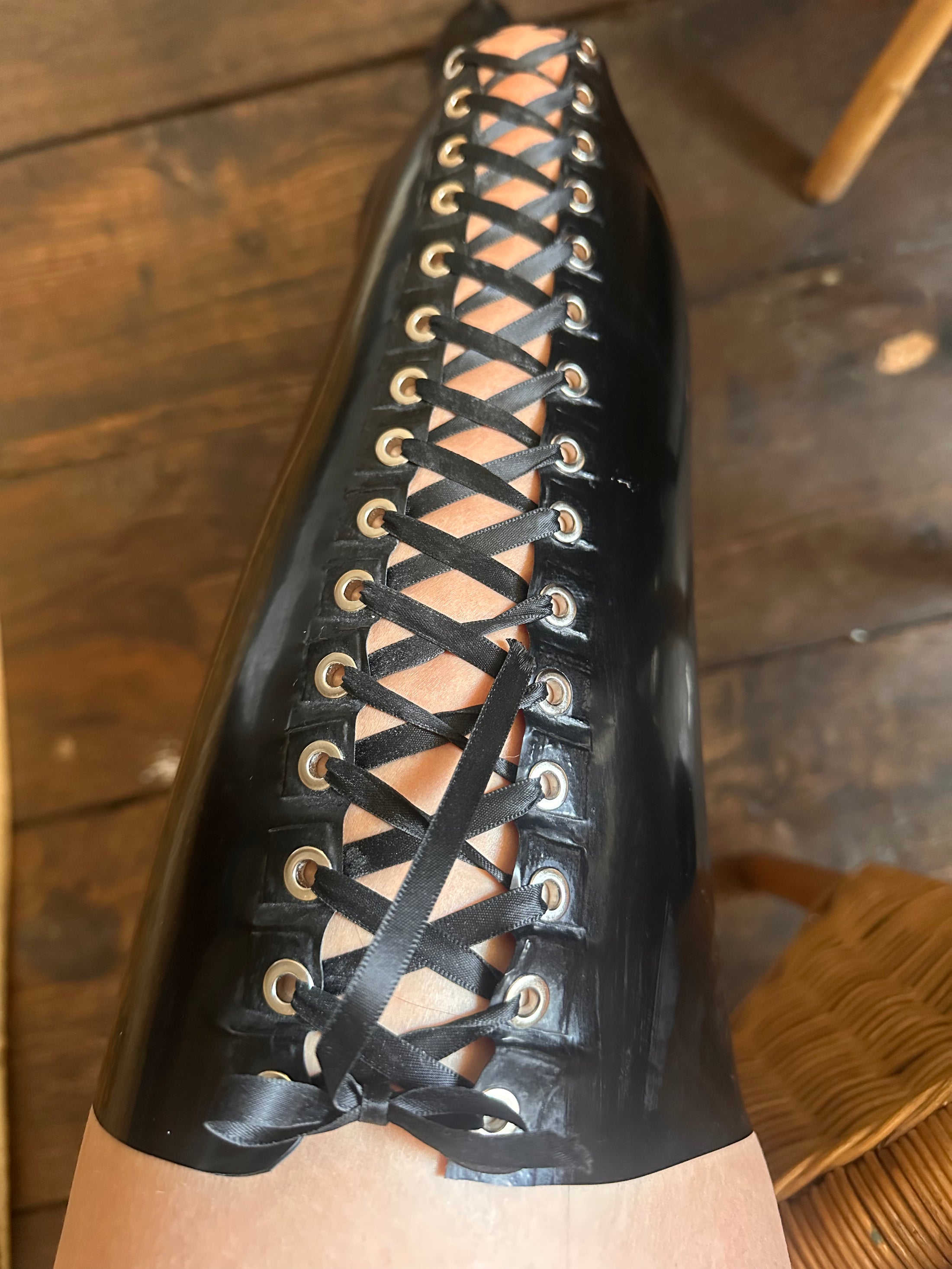 Lace-up Latex stockings
